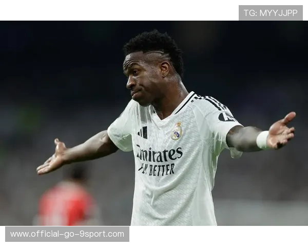 皇马维尼修斯高压逼抢训练提升回防速度